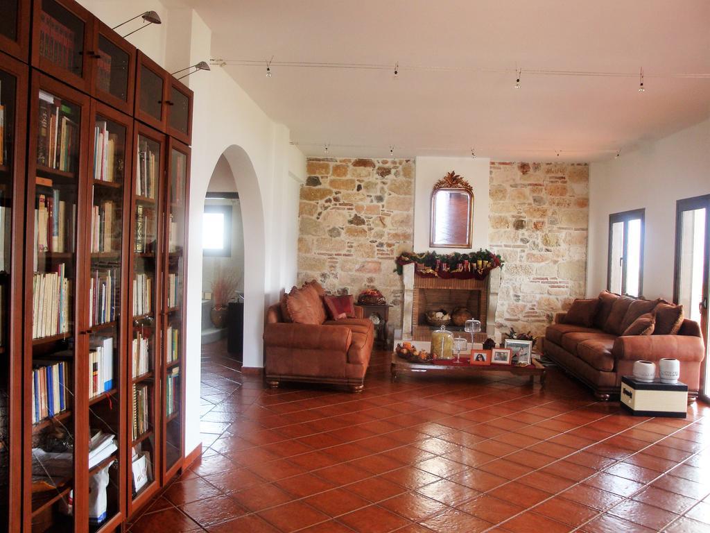 Waterfront Mediterranean Villa Skroponeria Exterior photo