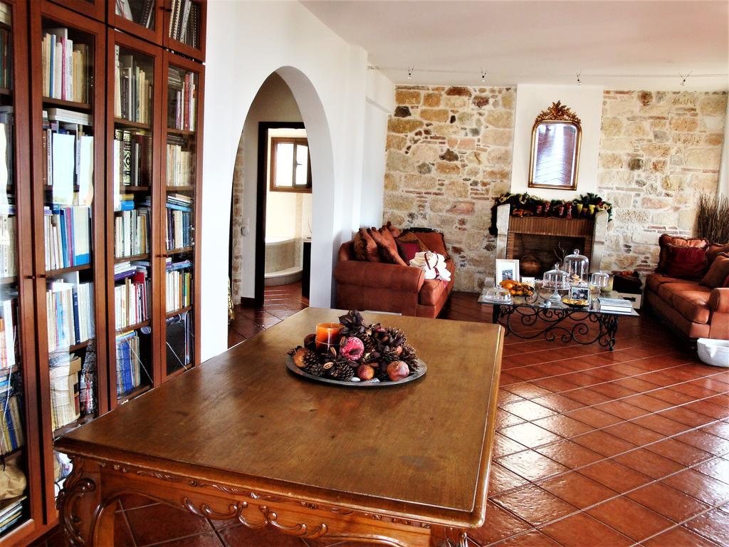 Waterfront Mediterranean Villa Skroponeria Exterior photo